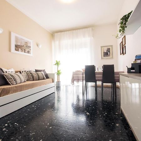 Apt Luminoso, Spazioso Con Aria Condiz E Bici Виареджо Экстерьер фото